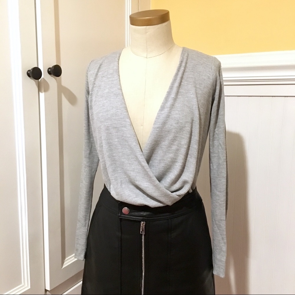 XS Urban Outfitter Grey Top
